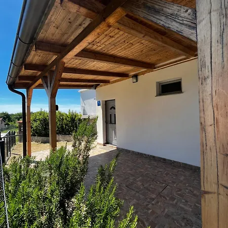 House Sanja Private Terrace Bbq In Peaceful Surroundings Semesterbostad *